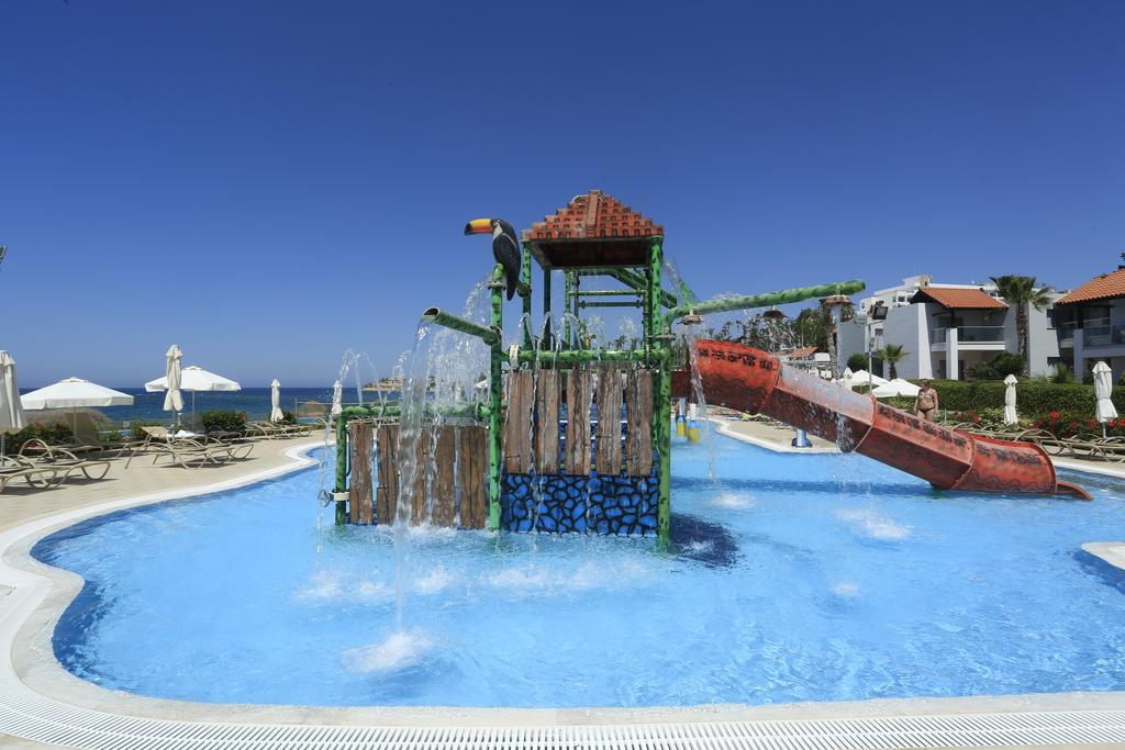 Aqua Sol Water Park Resort Paphos Exterior foto