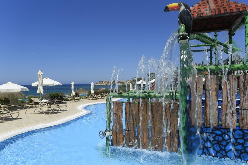 Aqua Sol Water Park Resort Paphos Exterior foto