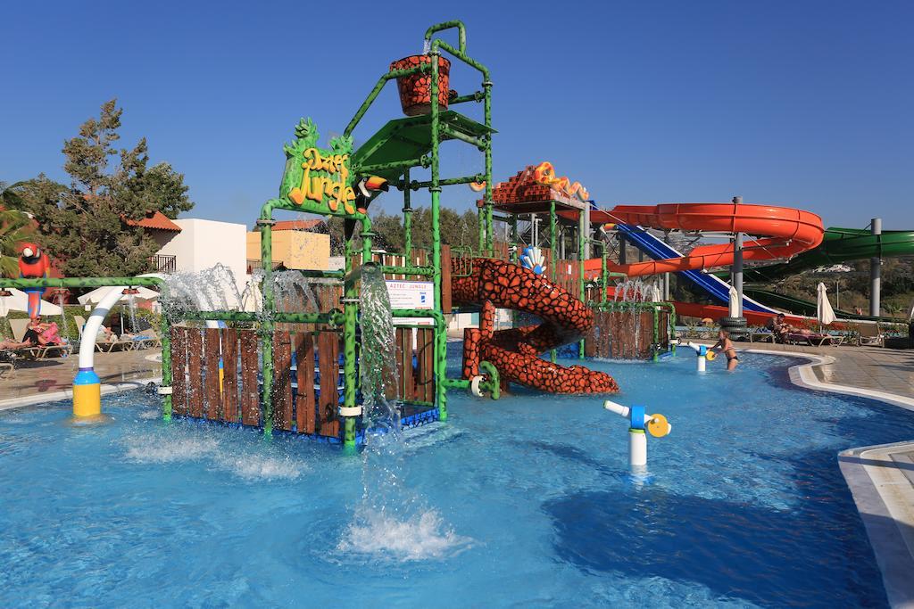 Aqua Sol Water Park Resort Paphos Exterior foto